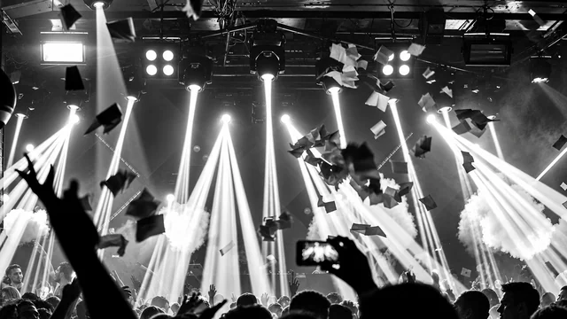 STORY NIGHT CLUB — photograph 32